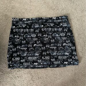 Golf skort with pockets